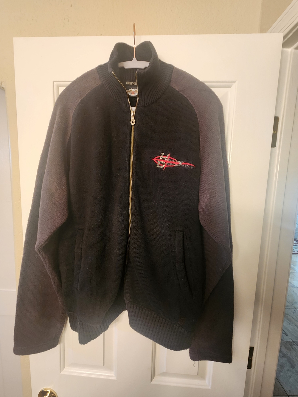 Harley Davidson Men's Black Full-Zip Heavy Fleece Jacket with Contrast Sleeves